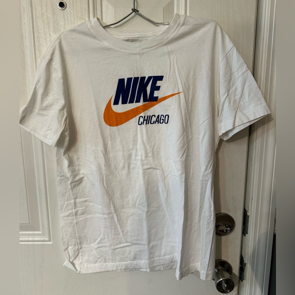 White Nike chicago tshirt